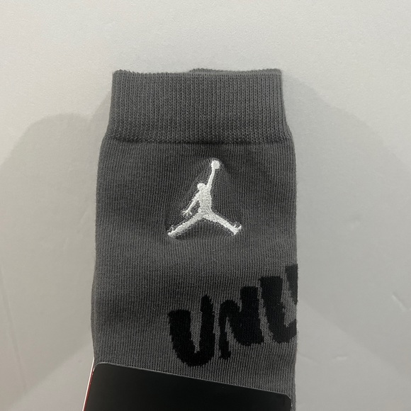 Jordan Legacy, Crew Socks, Grey, Black & White, 1 Pair - Picture 4 of 8